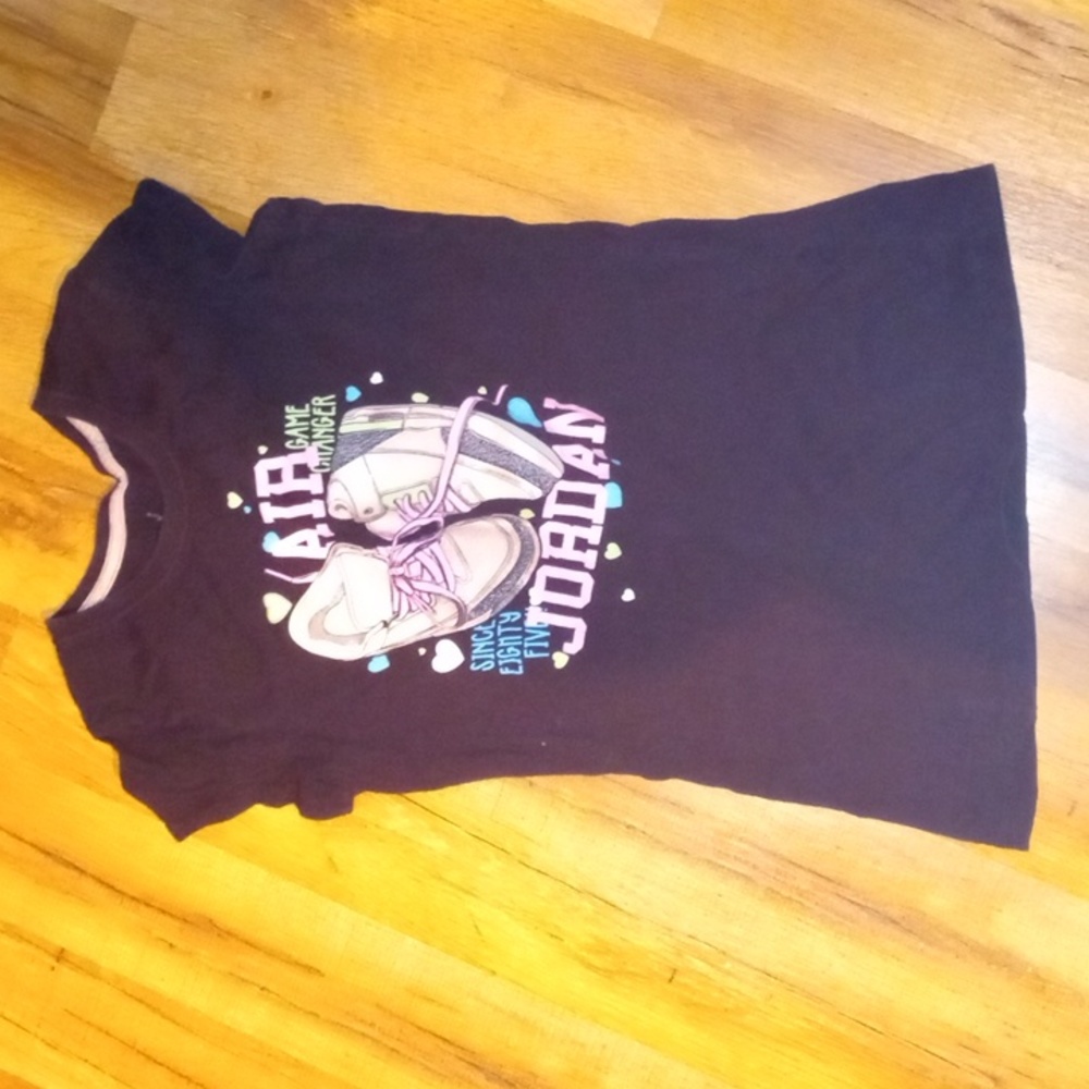 5/$25 Nike Jordan girls tshirt